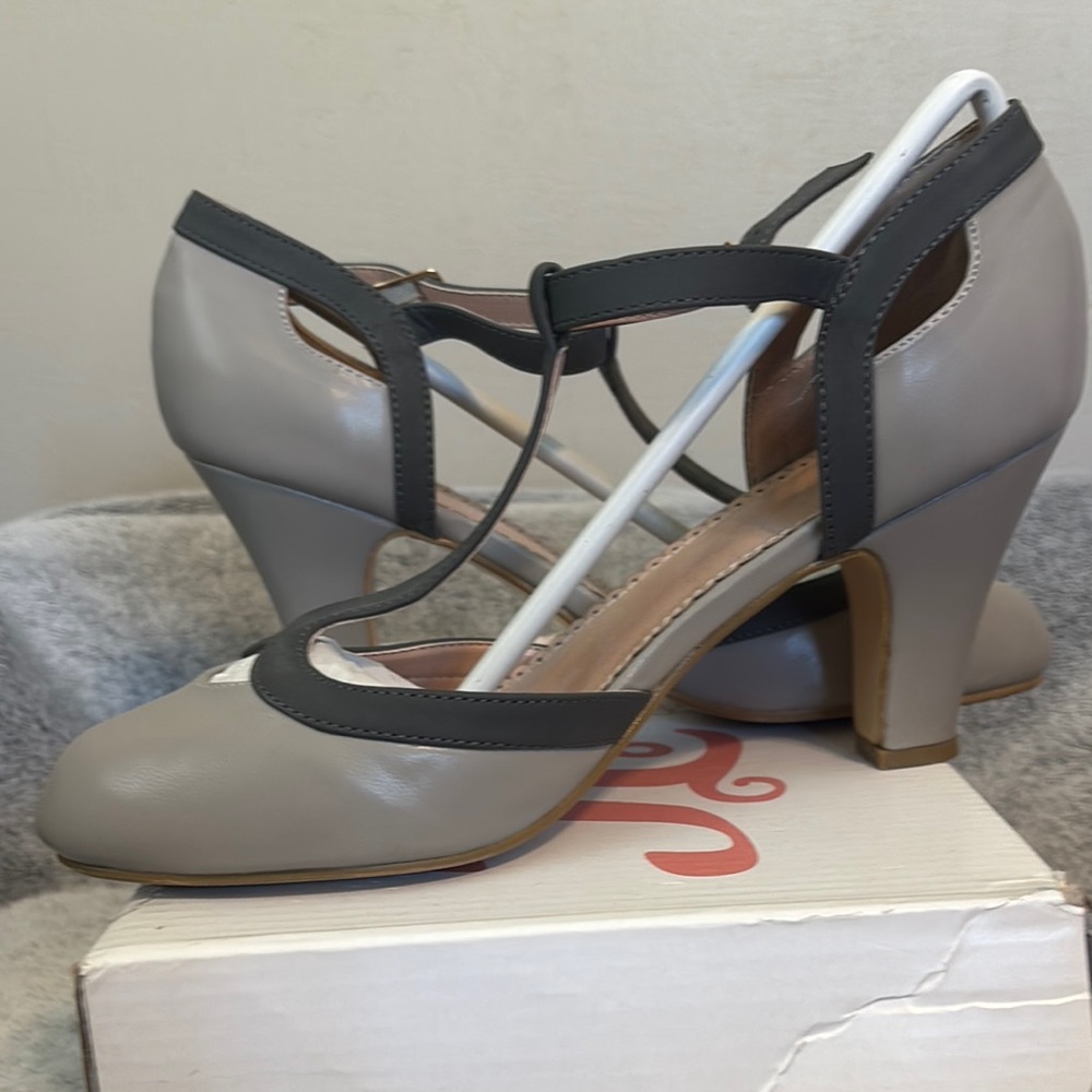 Journee Collection Gray Heels with Suede  Adjustable Strap in EUC - Picture 7 of 9